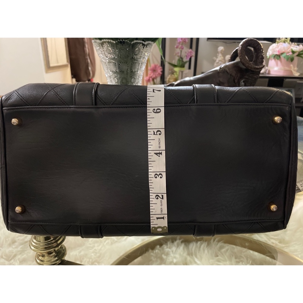 SALE!!! 🎉🎉🎉Chanel Vintage Lambskin Diamond Stitch Boston Bag - Picture 11 of 16